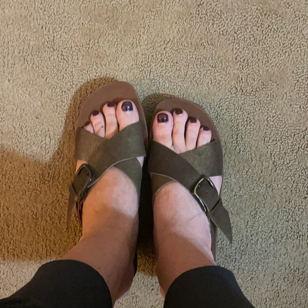 Woman’s Sesto Meucci wedge bronze sandal